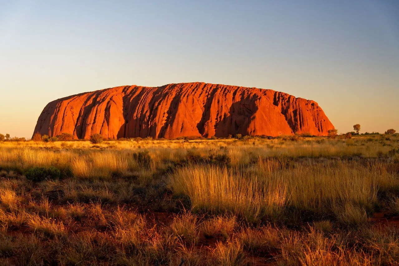 Uluru tower